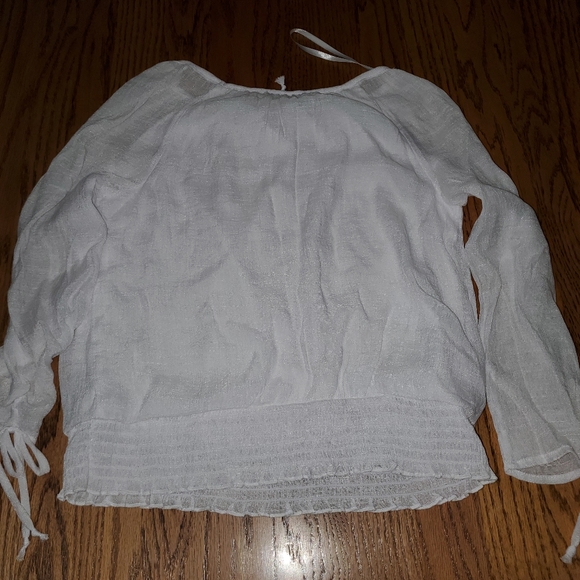 NWT IZ Beyer white xl size 16.girls top. - Picture 6 of 6